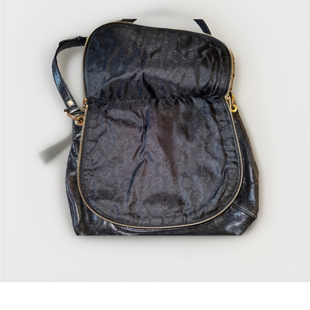 Michael Kors Shiny Black Crossbody Bag - Picture 5 of 7